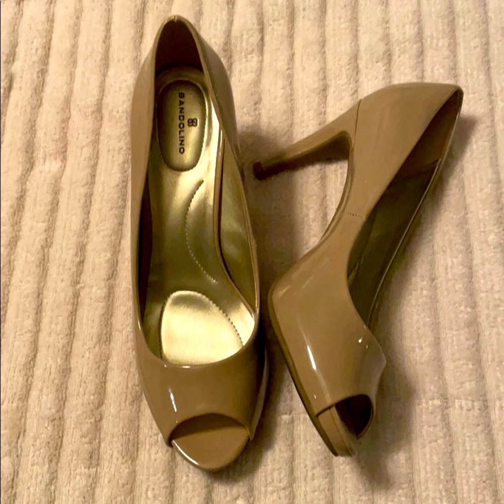 Bandolino peep toe 👠 size 10
